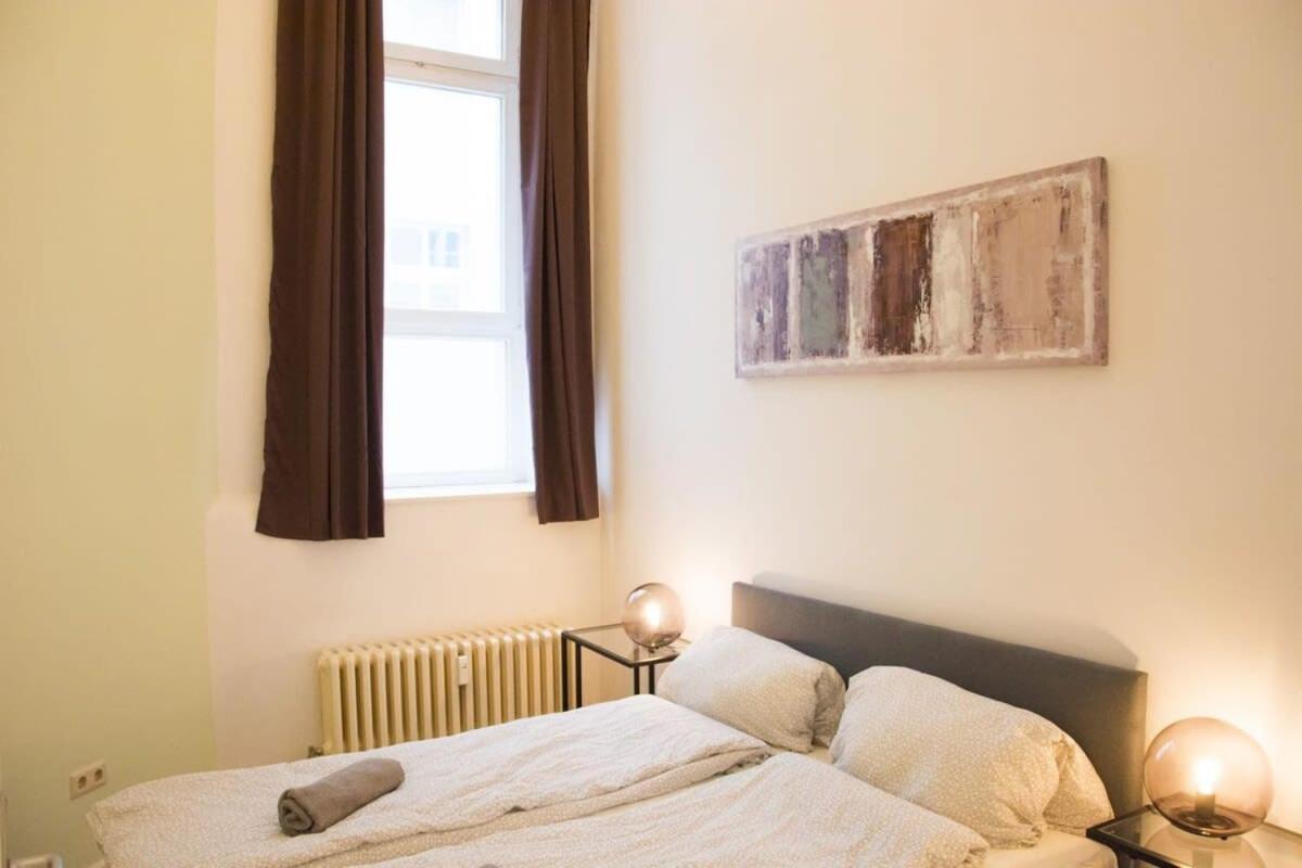Family Apartment Moabit Berlin Exteriör bild