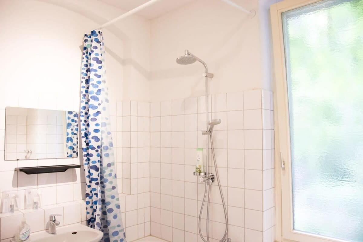 Family Apartment Moabit Berlin Exteriör bild